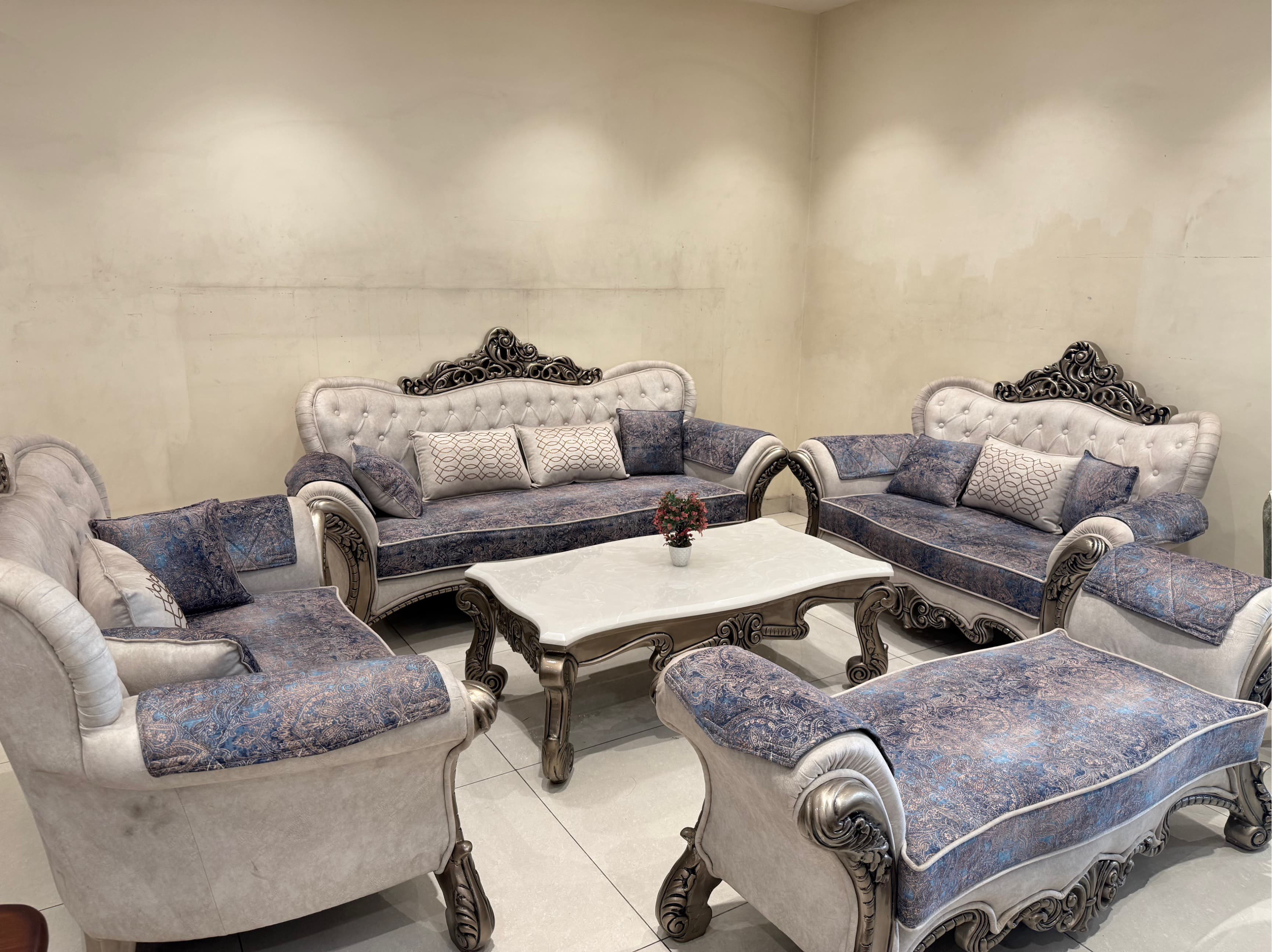 Compact 2-Seater Loveseat